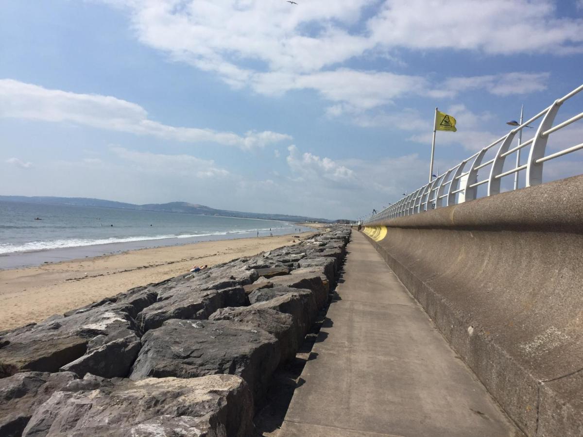 Beach Break Aberavon Holiday Home By The Sea Port Talbot Kültér fotó